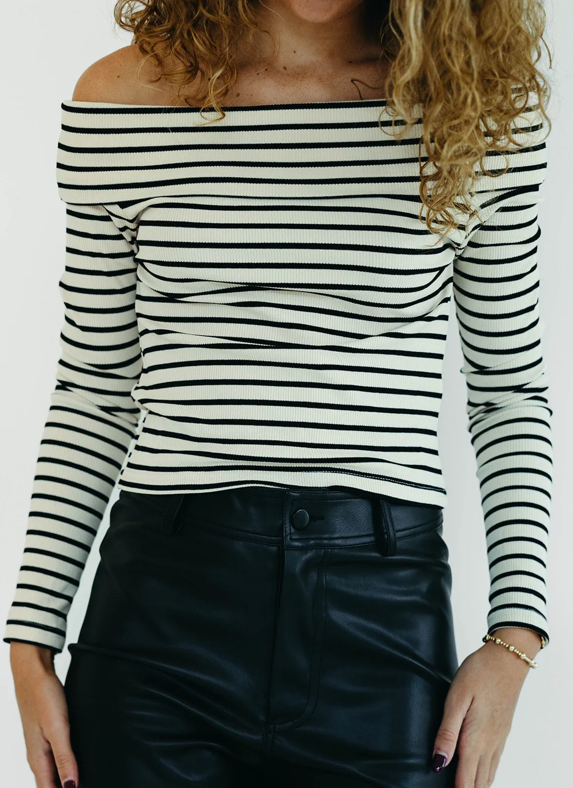 Lilah Striped Top - Beige/Black